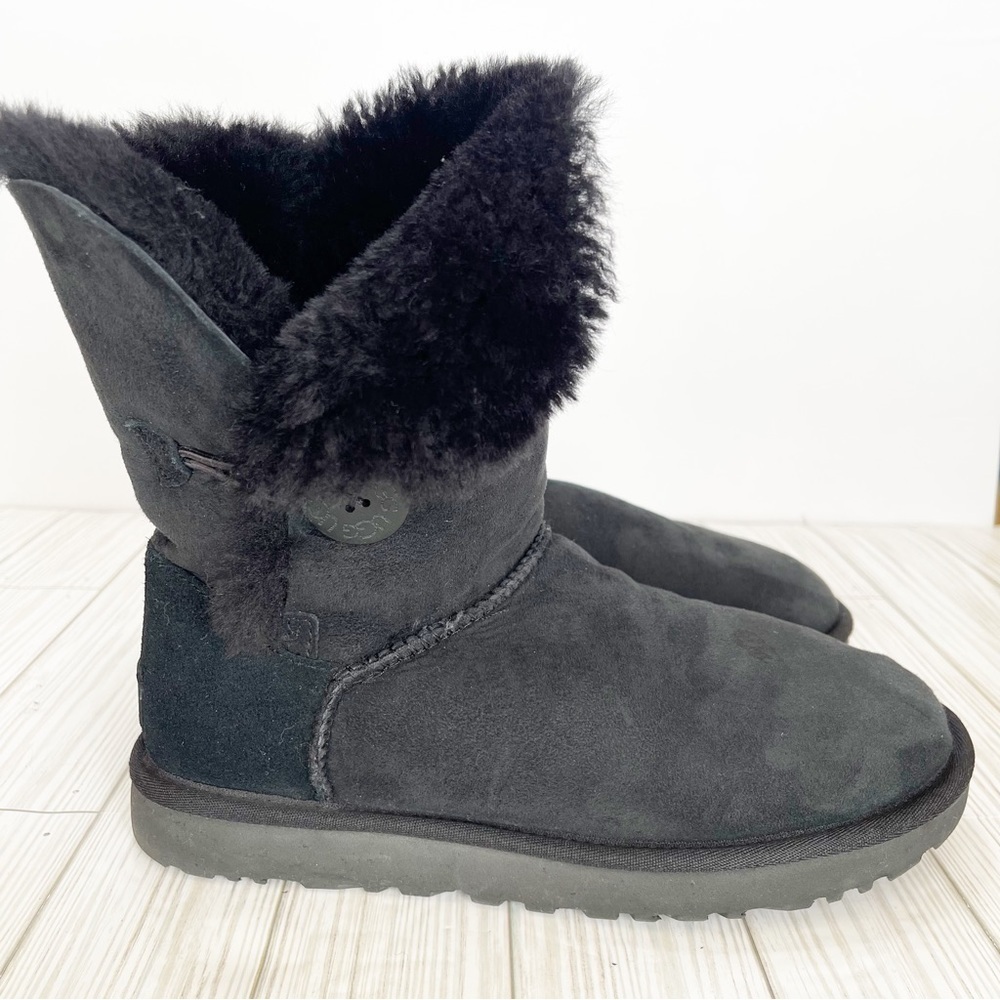 ‼️SOLD‼️UGG Boots - Picture 5 of 11